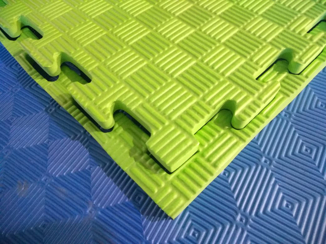 Будо-маты для единоборств «ласточкин хвост»